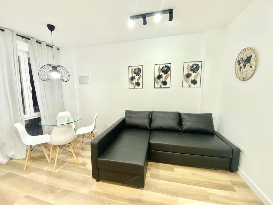 Madrid Rio Amparo Usera Ngoại thất bức ảnh