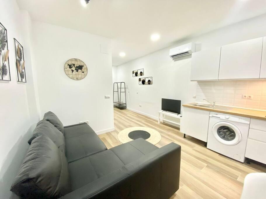 Madrid Rio Amparo Usera Ngoại thất bức ảnh