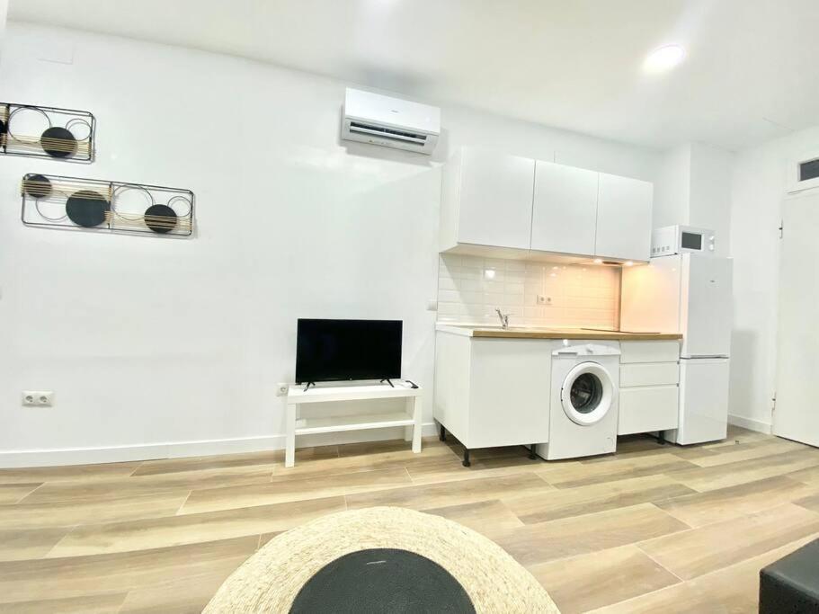 Madrid Rio Amparo Usera Ngoại thất bức ảnh