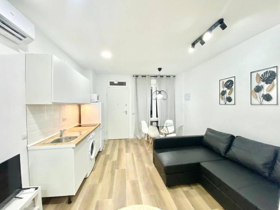 Madrid Rio Amparo Usera Ngoại thất bức ảnh